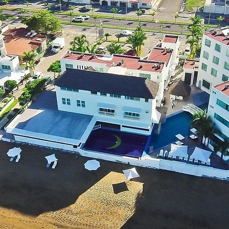 Best Western PLUS Luna del Mar Manzanillo Exterior foto