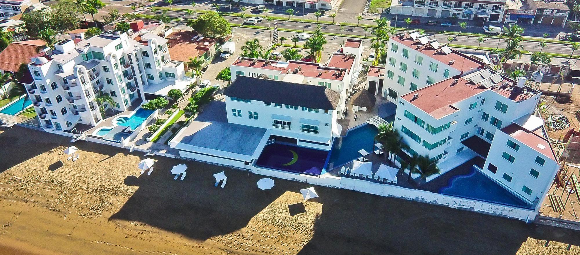 Best Western PLUS Luna del Mar Manzanillo Exterior foto